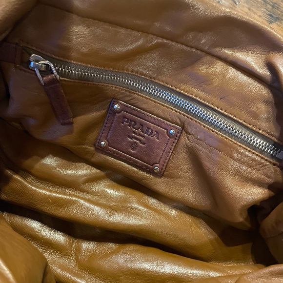 Prada Cocco Washed Leather Zipper Bauletto Bag BL0502 - Picture 5 of 11